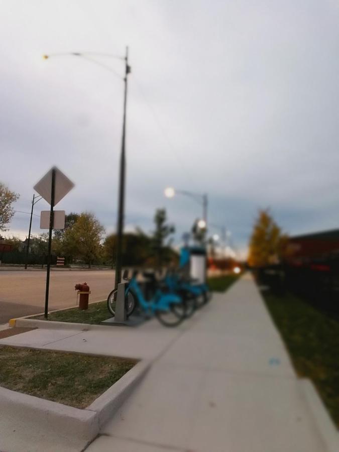 5430 Happy * Chicago